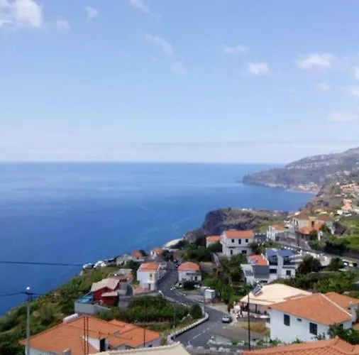 Sea View House منزل للإقامة